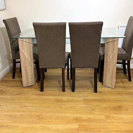 London Luxury 5 Bedroom House 2 Min Walk To The Tube Station 다게넘 외부 사진